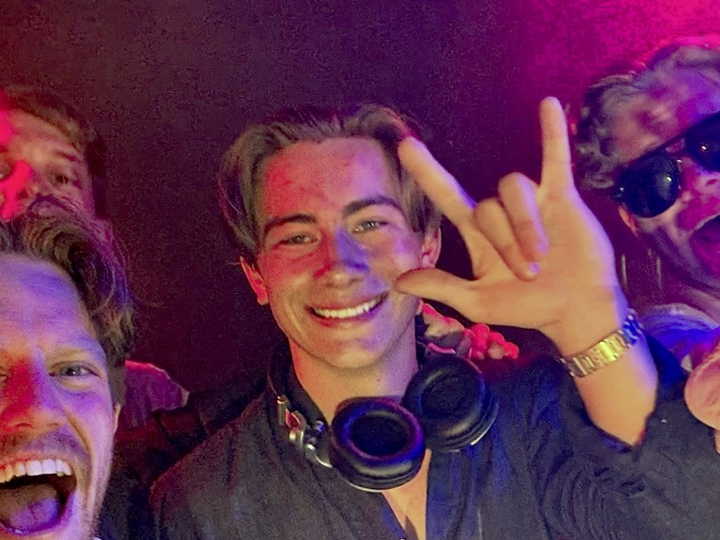 Dj Stockholm AB - Boka dj i Stockholm